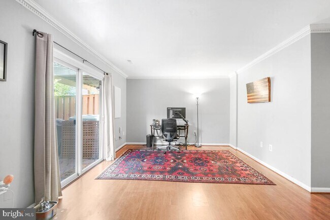 Building Photo - 46934 Trumpet Cir
