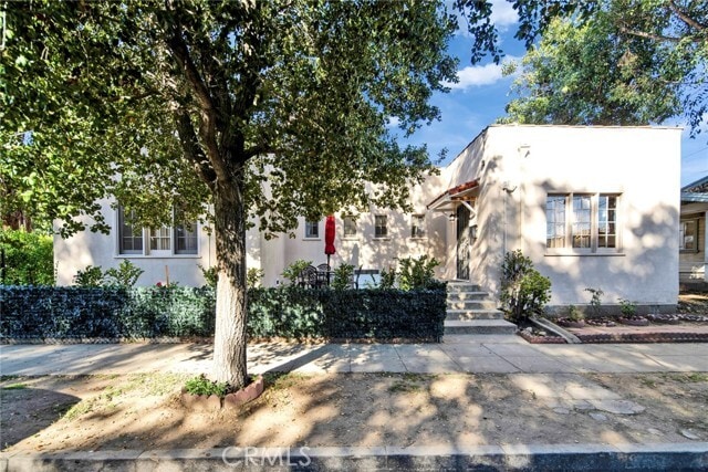 Building Photo - 1002 Hope St