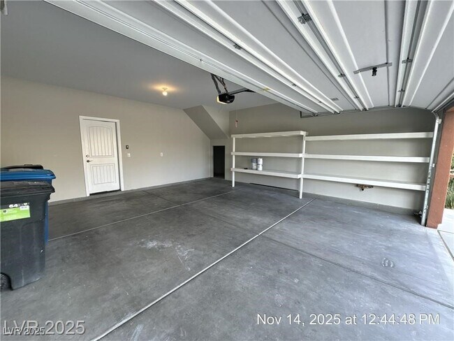 Building Photo - 7363 London Blue Ct