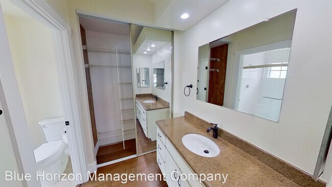 Building Photo - 2 br, 2 bath House - 1230 Franciscan Court #1