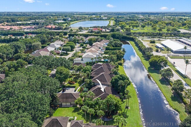 Building Photo - 2835 Polo Island Dr