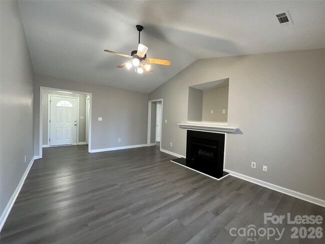 Building Photo - 1742 Park Terrace Ln