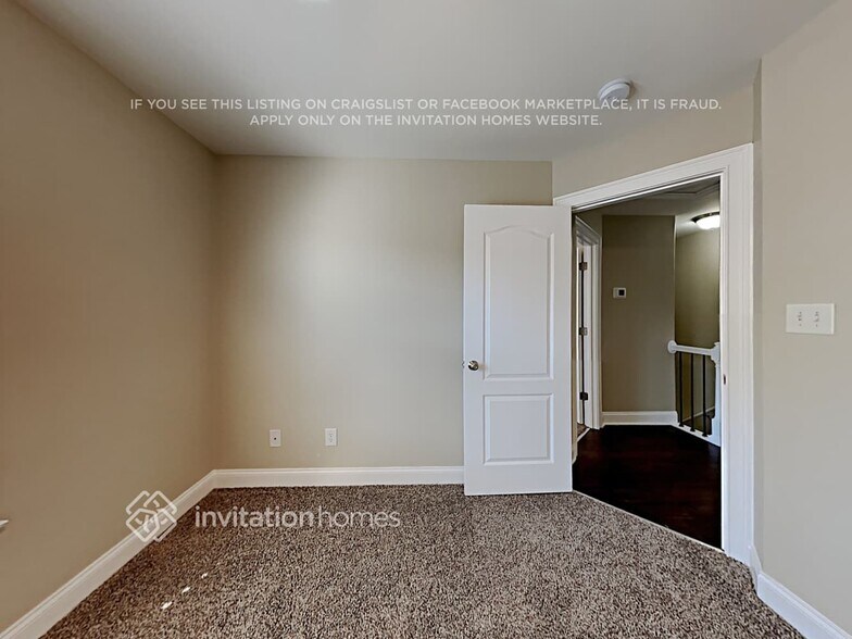 Building Photo - 48 Bergamont Cir