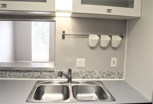 Building Photo - 4633 Wild Indigo St