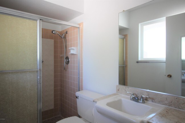 Building Photo - 11417 N 103rd Ave