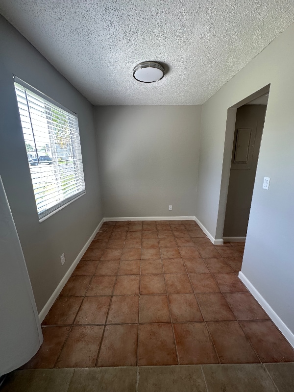 Building Photo - 5848 Queen Elizabeth Way