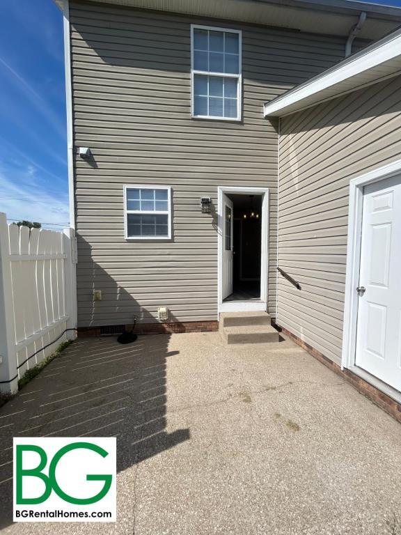 Building Photo - 120 Bon Aire Ave