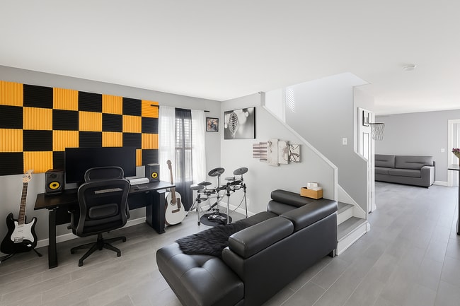 Building Photo - 40339 Pantano Rd