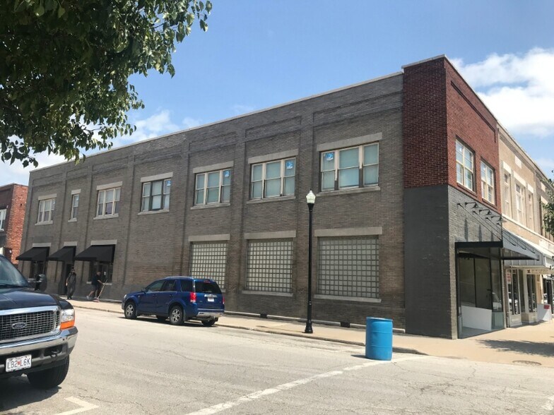 Primary Photo - 204 N 4th St