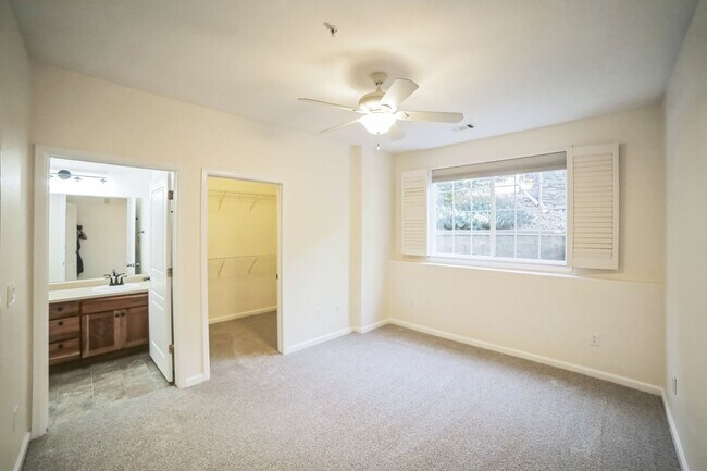Building Photo - Charming 3BR Condo in Arvada