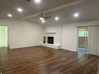 Building Photo - 228 E Greenfield Dr