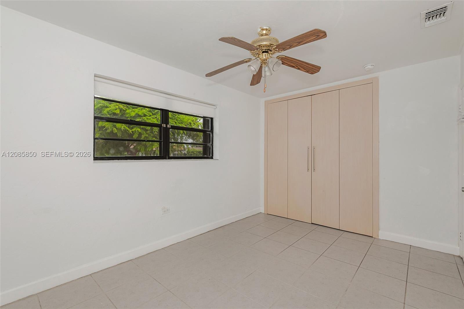 Building Photo - 2631 Alcazar Dr