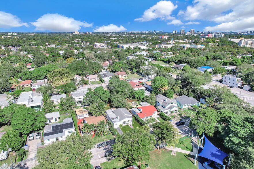 Building Photo - 47 NW 45th Ave