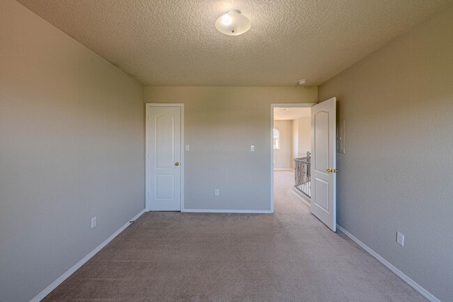 Building Photo - 10532 Coyote Canyon Pl NW