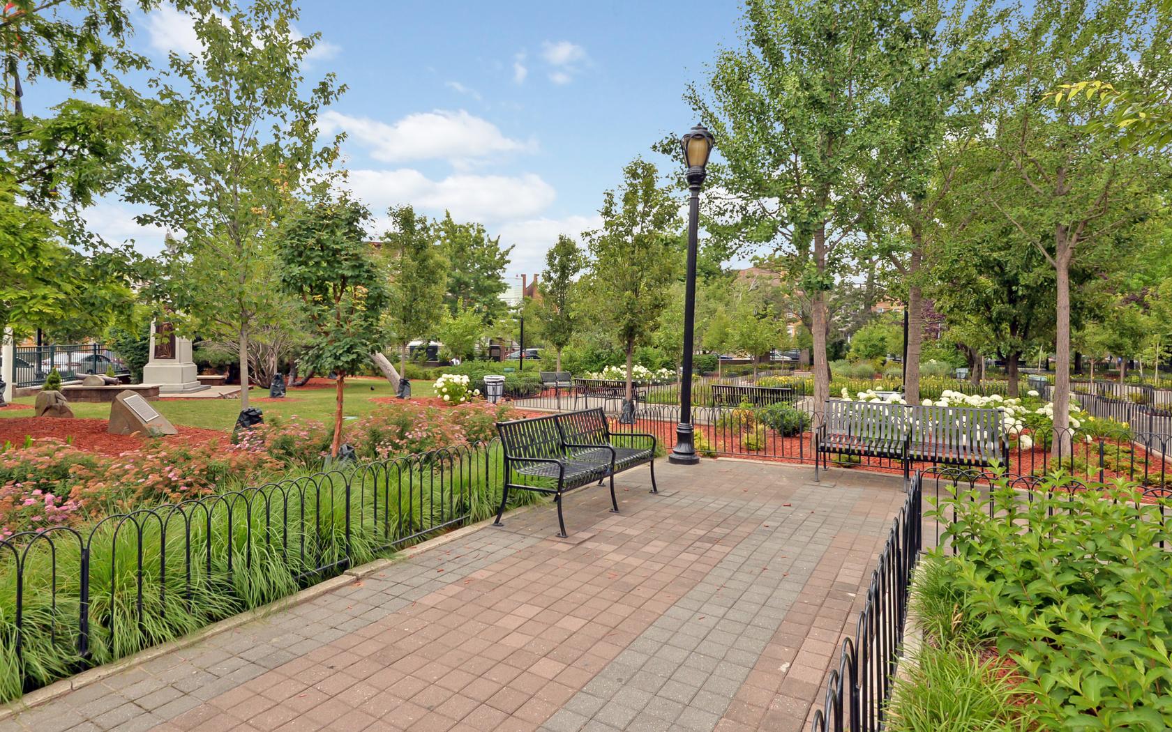 Building Photo - 2307 New York Ave