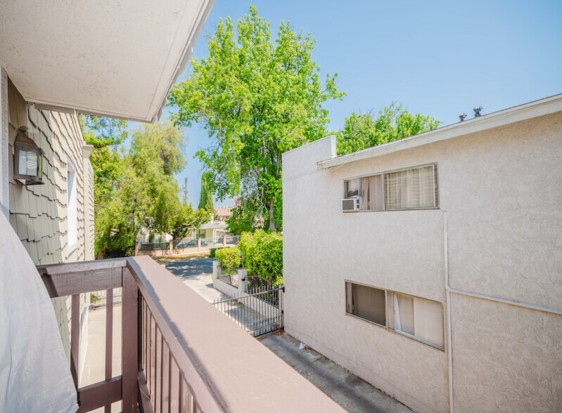 Building Photo - 4509 Vista Del Monte Ave