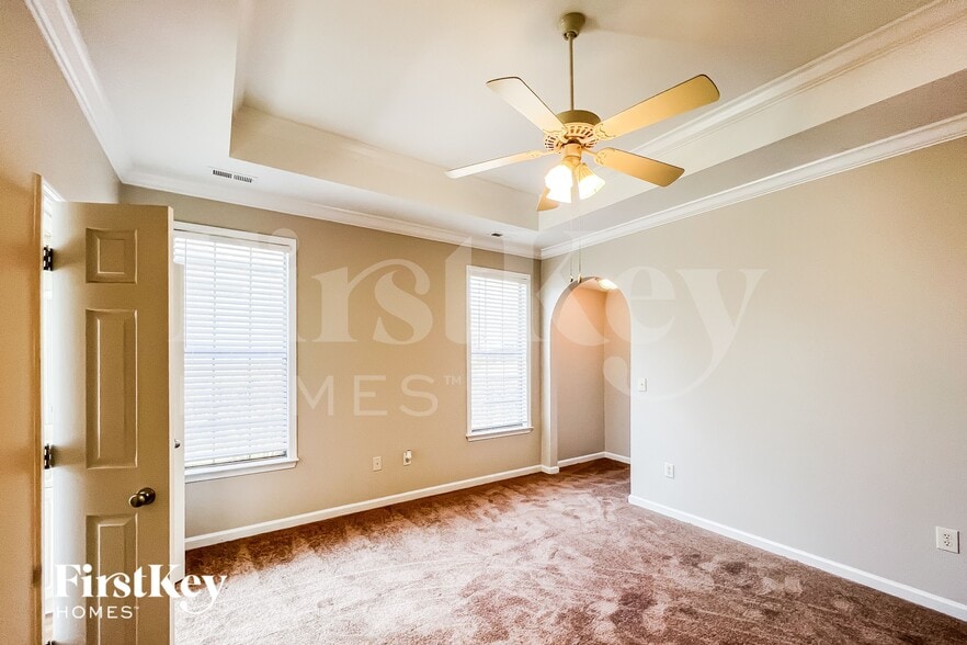 Building Photo - 120 Rushton Ln