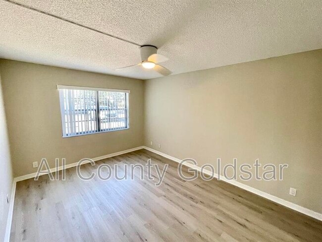 Building Photo - 19505 Quesada Ave