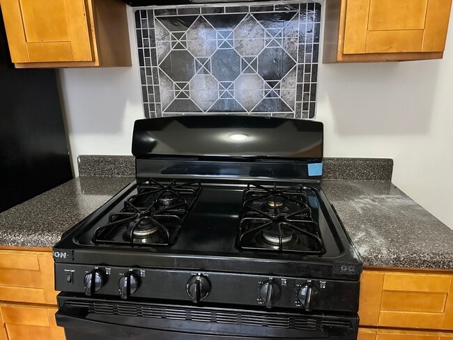 Building Photo - 375 Madison Ave