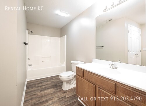 Building Photo - 1933 N 80th Ct