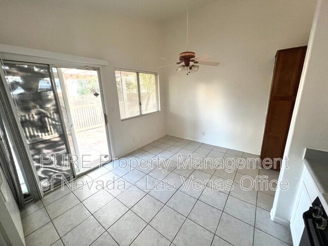 Building Photo - 5716 Grand Entries Dr