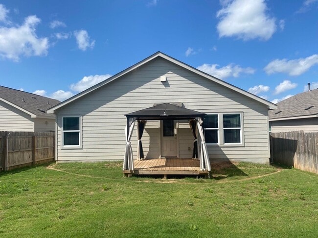 Building Photo - 4 BR /2 BA - 1667 SF Home in Hidden Trails...
