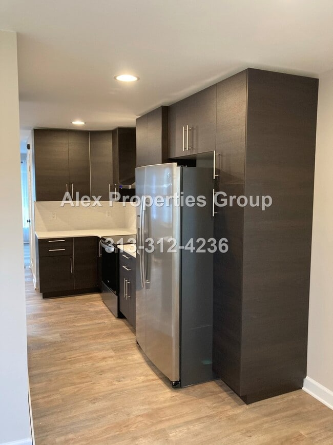 Building Photo - 4330 Olivia Ave