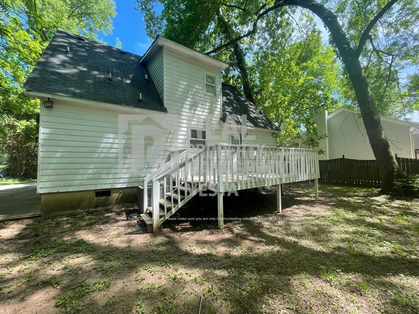 Building Photo - 1177 Sandy Beach Dr