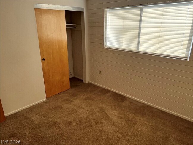 Building Photo - 820 A