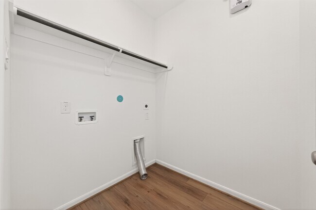 Building Photo - 1410 Cecilia Vines Dr