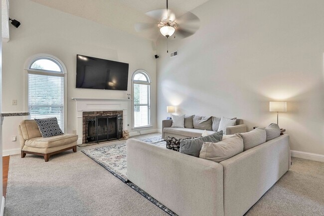 Building Photo - Rare Rental In Bradshaw Farms! Ranch on 1.6 Acres in Lake/Playground Subdivision.