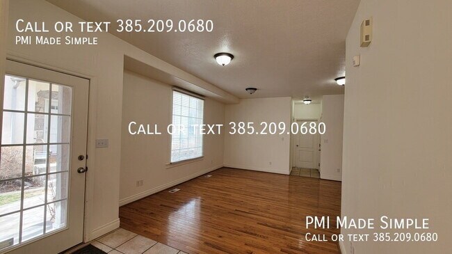 Building Photo - 3042 E Somerset Dr
