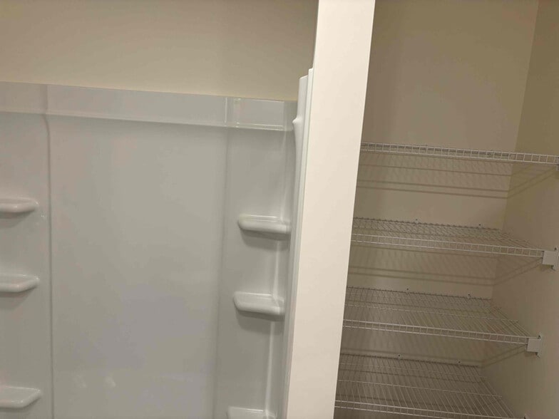 Building Photo - 258 Dream Catcher Dr