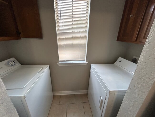 Building Photo - 3635 Garden Brook Dr
