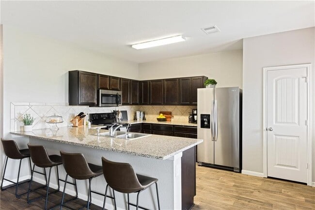 Building Photo - 15117 Diamondleaf Cove