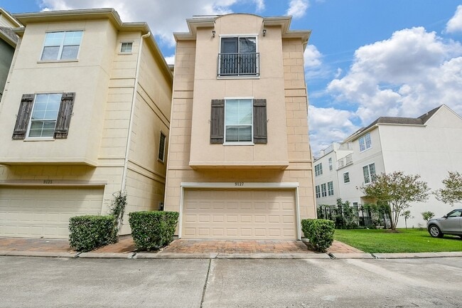 Building Photo - 191 N Timber Ridge Ct