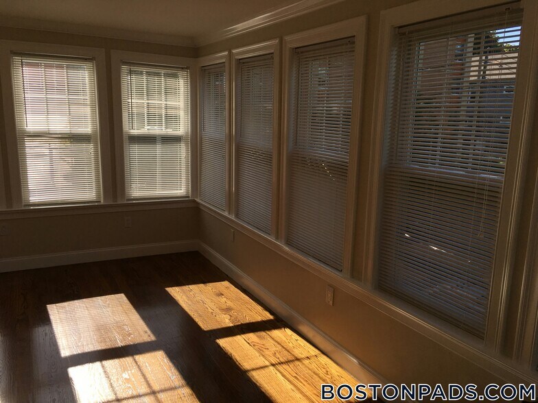 Building Photo - 50 Townsend St