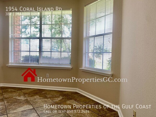 Building Photo - POOL HOME near Naval Air Station Pensacola!