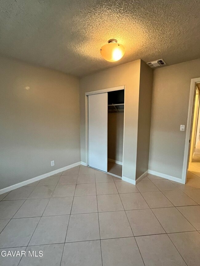 Building Photo - 8512 Tamarack Ave