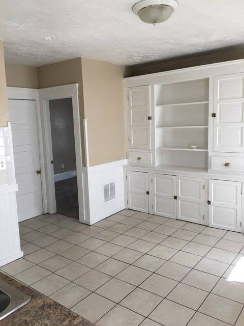 Building Photo - 1249 Addison Rd