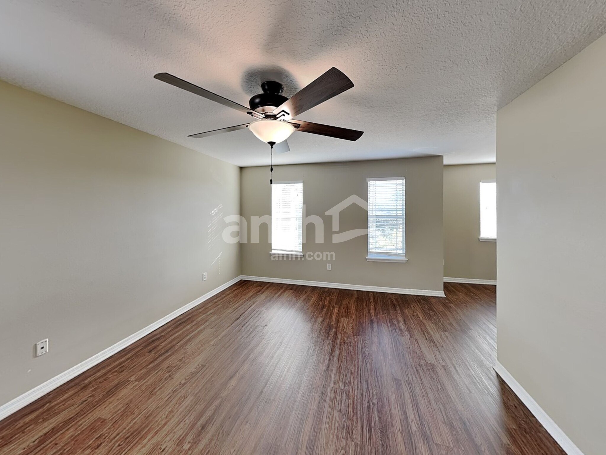 Building Photo - 5654 Aaron Ct