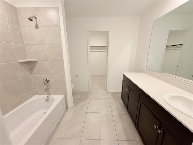 Building Photo - 127 Lemongrass Dr