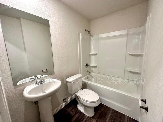 Building Photo - 1216 Tennessee Ave