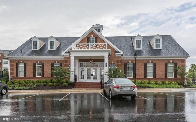 Building Photo - 43017 Clarks Mill Terrace