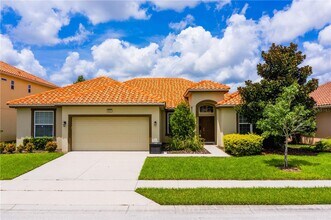 Building Photo - Modern 5-bed/4-bath pool home. FURNISHED