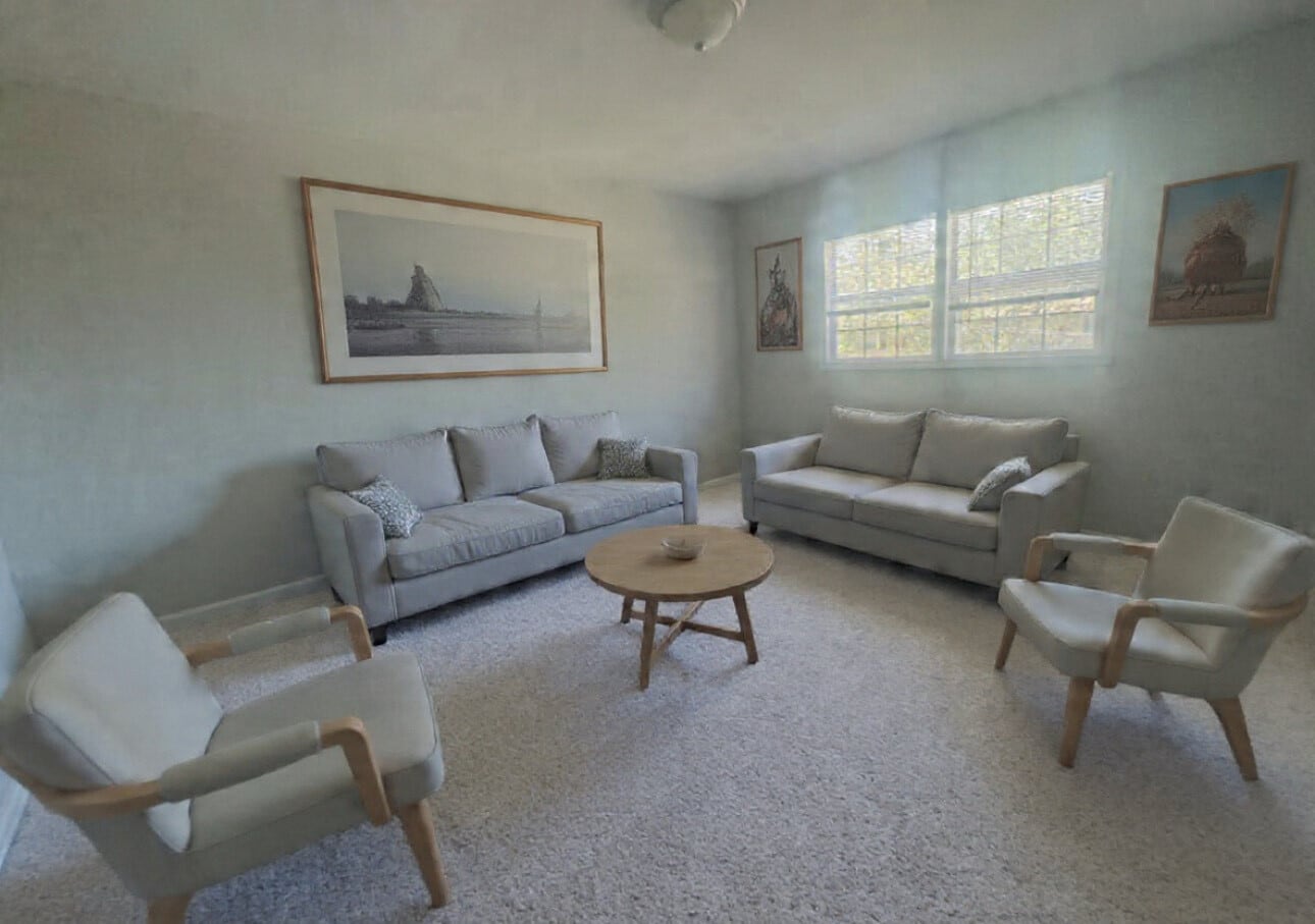 Building Photo - Dodson Courtyard