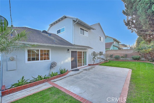 Building Photo - 3657 Sara Dr