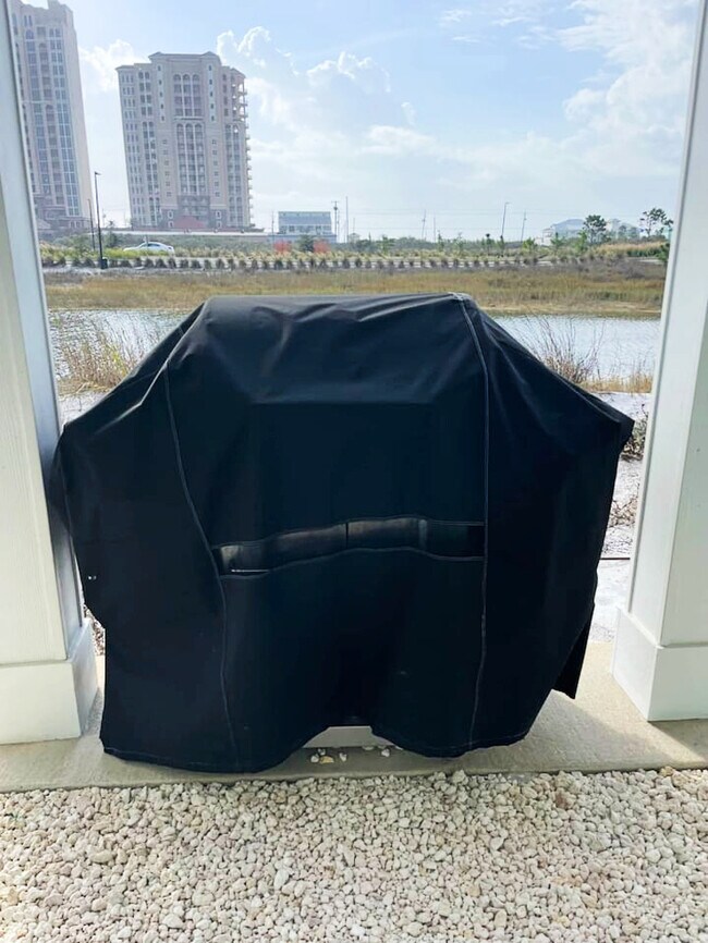 Building Photo - 14289 Beach Heather Ct