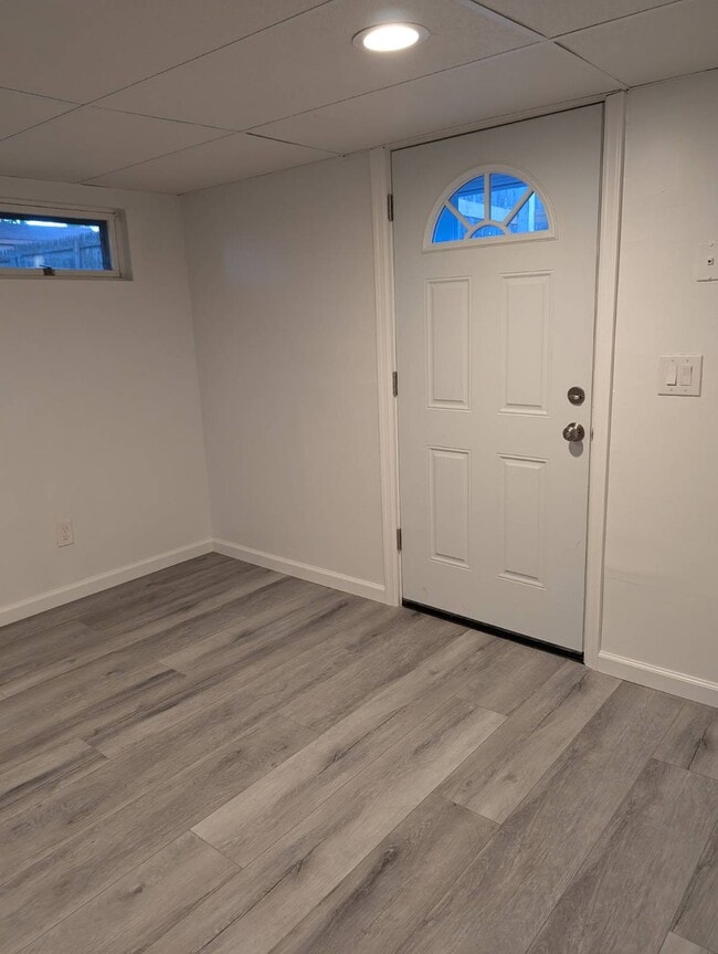 Building Photo - 132 Avondale Dr