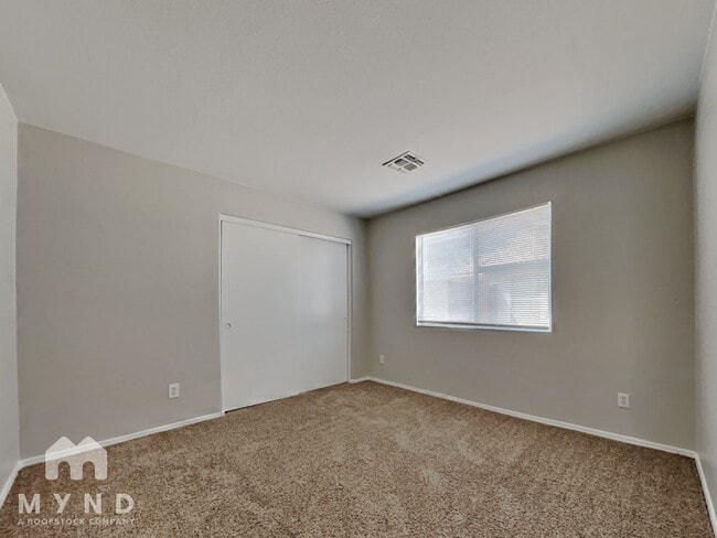 Building Photo - 8617 W Echo Ln